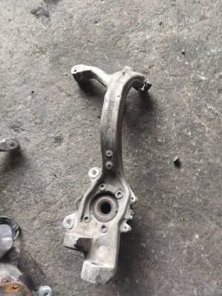  Кулак поворотный передний левый Audi A6 C6 (S6,RS6) Арт 94566554, вид 3
