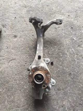  Кулак поворотный передний левый Audi A6 C6 (S6,RS6) Арт 94566554, вид 1