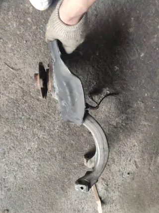  Кулак поворотный передний левый Audi A6 C6 (S6,RS6) Арт 94566556, вид 3