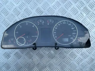 4B0919880G Щиток приборов (приборная панель) Audi A6 C5 (S6,RS6) Арт 94566810, вид 1