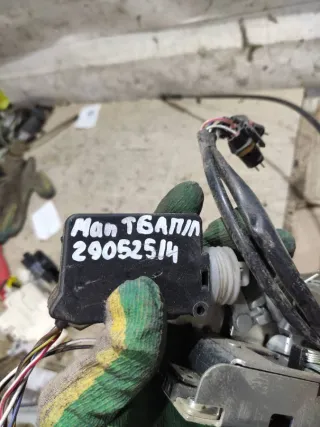  Замок двери передней левой MAN TGA Арт 94567206, вид 5