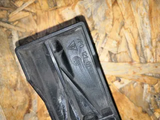 7P0121079B Кронштейн радиатора Volkswagen Touareg 2 Арт MK94567211, вид 3