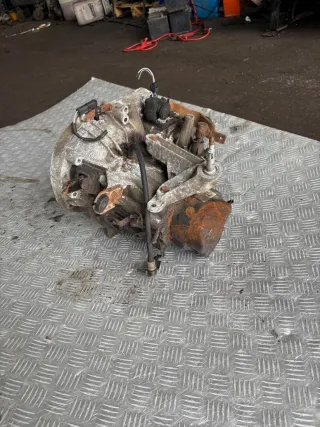 JH3052 КПП (Коробка передач механическая) Dacia Logan 1 Арт 94572981, вид 4