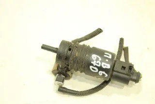 1T0955651A Насос (моторчик) омывателя стекла Volkswagen Passat B6 Арт 94573062, вид 1