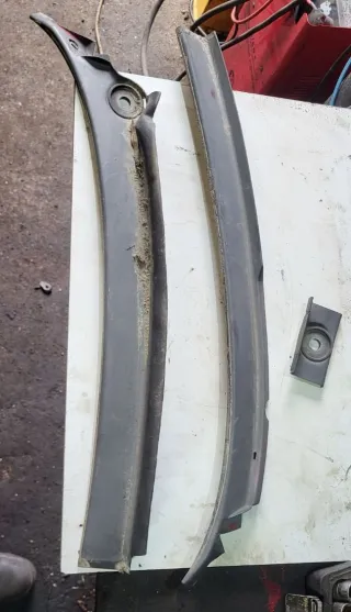  Решетка стеклоочистителя (Дождевик) Volkswagen Passat B3 Арт 94573556, вид 1