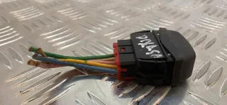  Кнопка стеклоподъемника переднего правого Citroen Xantia Арт 23574, вид 3