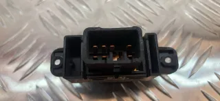  Кнопка стеклоподъемника переднего правого Hyundai Accent RB Арт 23551, вид 6