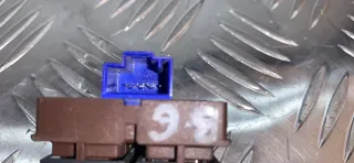 3C0959903B Кнопка открытия лючка топливного бака Volkswagen Passat B6 Арт 23536, вид 6