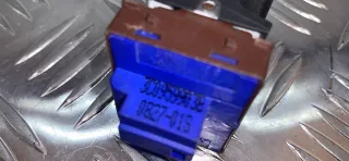 3C0959903B Кнопка открытия лючка топливного бака Volkswagen Passat B6 Арт 23536, вид 7