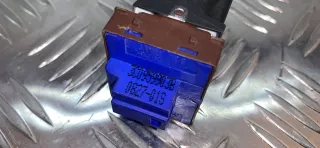 3C0959903B Кнопка открытия лючка топливного бака Volkswagen Passat B6 Арт 23536, вид 8