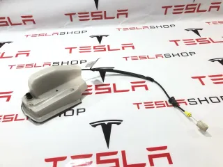 1068969-00-G,1500675-00-A замок двери задней правой Tesla model 3 Арт 99476524, вид 1