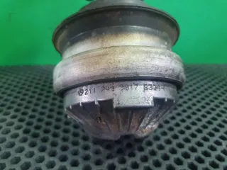 A 211 240 30 17 Подушка двигателя Mercedes E W211 Арт 94581133, вид 2