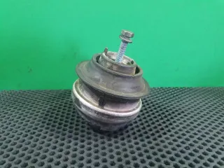 A 211 240 30 17 Подушка двигателя Mercedes E W211 Арт 94581133, вид 1