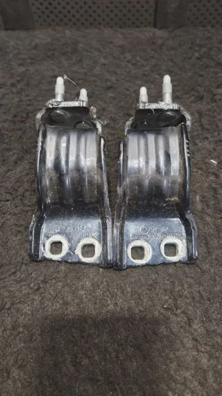 3C9827302D Петля крышки багажника Volkswagen Passat B7 Арт 94586317, вид 1