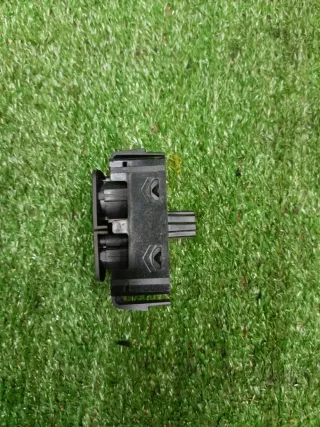 252905668R Кнопка аварийки Renault Lodgy Арт 94593452, вид 2