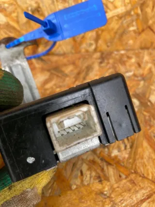8974128131,2513000050 Блок управления центральным замком Toyota Previa XR30, XR40 Арт 94593996, вид 3