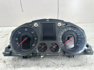 3C0920870Q Щиток приборов (приборная панель) Volkswagen Passat B6 Арт DN-135, вид 3