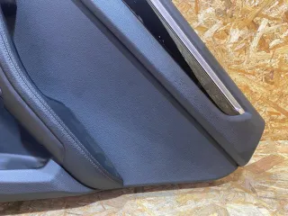 95B867306M Обшивка двери задней правой (дверная карта) Porsche Macan Арт 39368845, вид 10