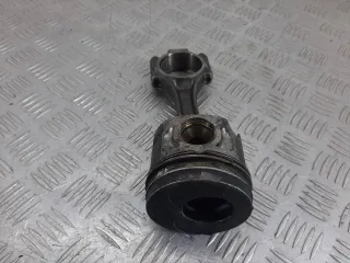 038G Поршень Volkswagen Passat B5 Арт 1110059, вид 1