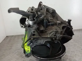 FXQ,30103 КПП механическая (МКПП) 5-ступенчатая Volkswagen Golf 5 Арт 1100669, вид 3