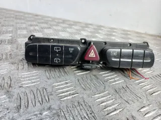 2038218258 Кнопка аварийной сигнализации Mercedes C W203 Арт 1103841, вид 1