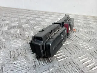 2038218258 Кнопка аварийной сигнализации Mercedes C W203 Арт 1103841, вид 2