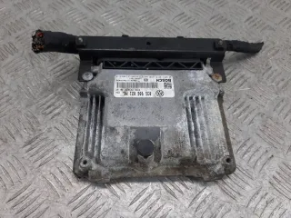 03G906021NK Блок управления двигателем Volkswagen Passat B6 Арт 1108946, вид 1