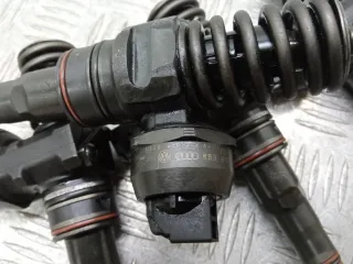 038130073AJ Форсунка Volkswagen Golf 4 Арт 1108570, вид 3