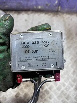 8E0035456 Усилитель антенны Audi A4 B6 Арт 94608891, вид 1