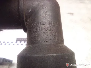 037121619 Фланец (тройник) системы охлаждения Volkswagen Passat B4 Арт A27132_4, вид 4