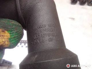037121619A Фланец (тройник) системы охлаждения Volkswagen Caddy 1 Арт A27130_9, вид 4