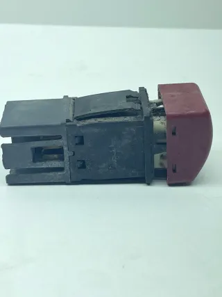20F6, PA66GF30 Кнопка аварийки Peugeot 806 Арт 17367, вид 4