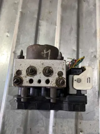 4801С0477 Блок ABS Mitsubishi Outlander 1 Арт 1546, вид 4