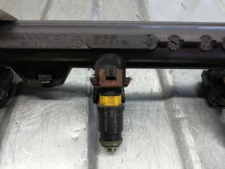 036 133 320 Топливная рампа Seat Ibiza 4 Арт 2951, вид 1