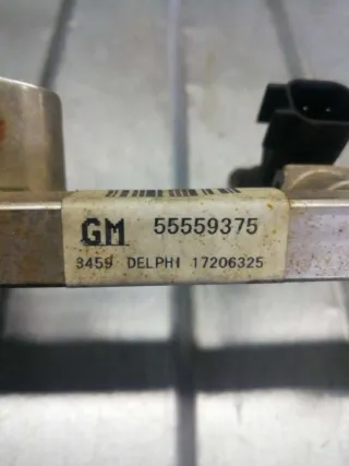 55559375 Топливная рампа Opel Zafira B Арт 6138, вид 1