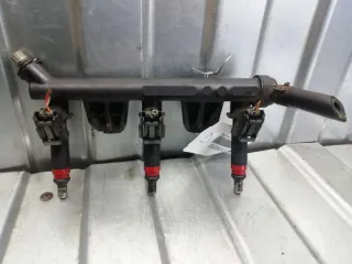 03D133329B Топливная рампа Volkswagen Polo 4 Арт 8074, вид 2
