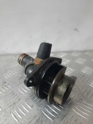 9627628980 Фланец (тройник) системы охлаждения Citroen C3 1 Арт 12178, вид 2