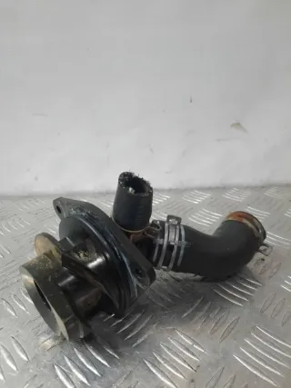 9627628980 Фланец (тройник) системы охлаждения Citroen C3 1 Арт 12178, вид 3