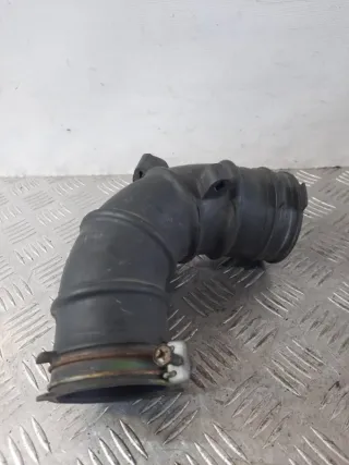 1788028150 Патрубок воздушного фильтра Toyota Previa XR30, XR40 Арт 15919