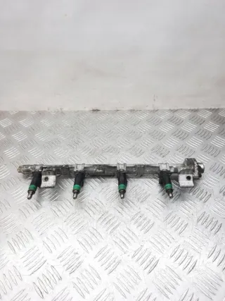 98MFBB Топливная рампа Ford Focus 2 Арт 22920, вид 1