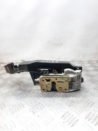 2S4AA21812DB Замок двери передней правой Ford Focus 1 Арт 27018, вид 1