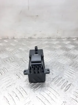 35770T7SG01 Кнопка стеклоподъемника заднего правого Honda HR-V 3 Арт 27181, вид 4
