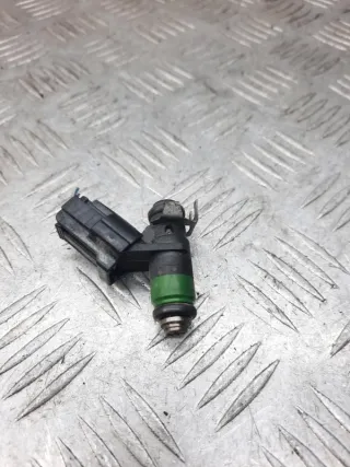 03E906031 Форсунка Seat Ibiza 3 Арт 27419, вид 4