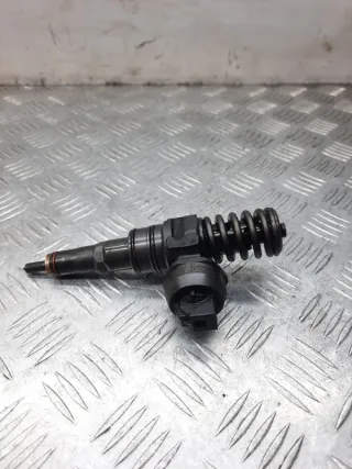 0414720215 Форсунка Volkswagen Golf 5 Арт 28371, вид 1