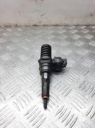 0414720215 Форсунка Volkswagen Golf 5 Арт 28371, вид 4