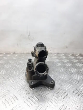 03C121111B Корпус термостата Seat Ibiza 5 Арт 28527, вид 4
