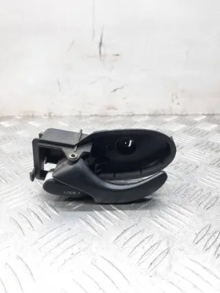 XS41A22601AK Ручка внутренняя передняя левая Ford Focus 1 Арт 29864, вид 1