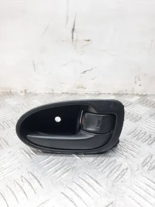 692050D90 Ручка внутренняя передняя правая Toyota Yaris 3 Арт 29942, вид 1