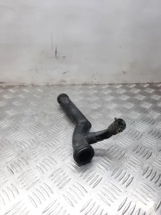 03E121026B Трубка охлаждающей жидкости пластиковая Volkswagen Polo 5 Арт 30986, вид 4