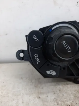 79600SMJE5 Блок управления печки/климат-контроля Honda Civic 8 Арт 33130, вид 2